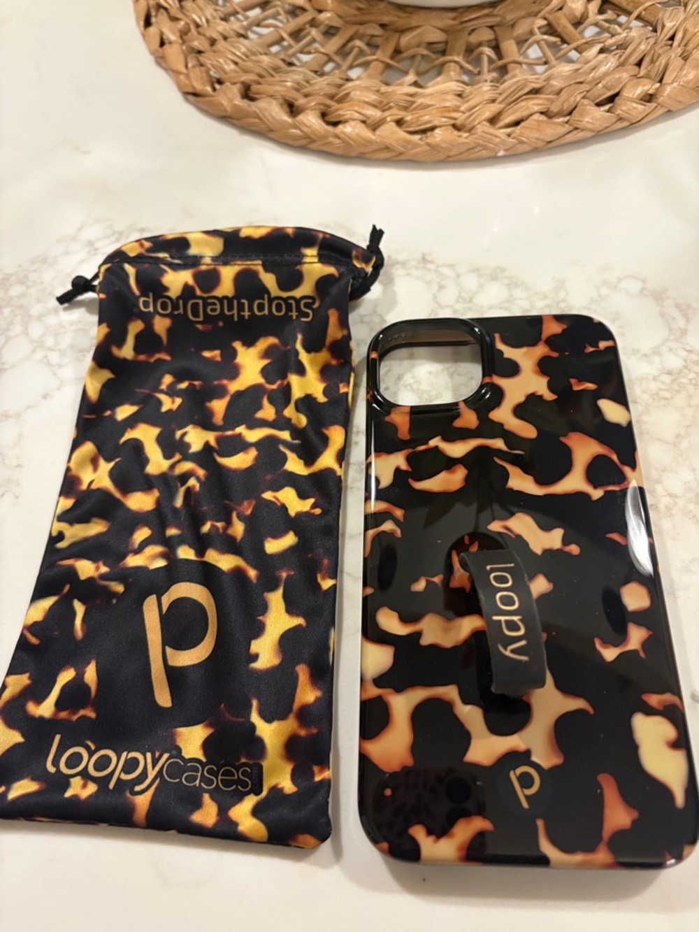 iPhone 14 Plus loopy case (like new)